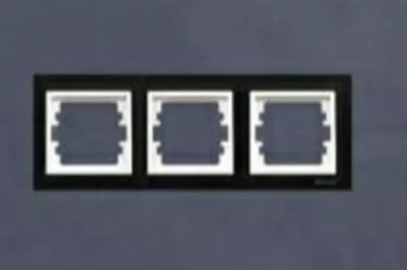 Рамка под розетку
