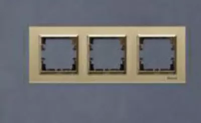 Рамка под розетку