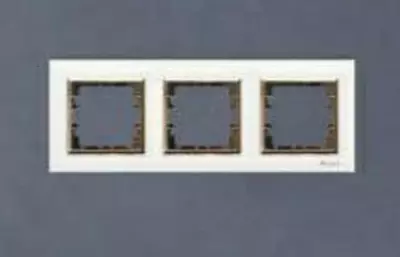Рамка под розетку