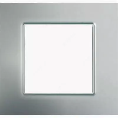 Рамка под розетку