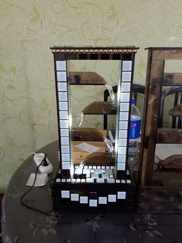 Каскадный декоративный фонтан из пузырьковых панелей