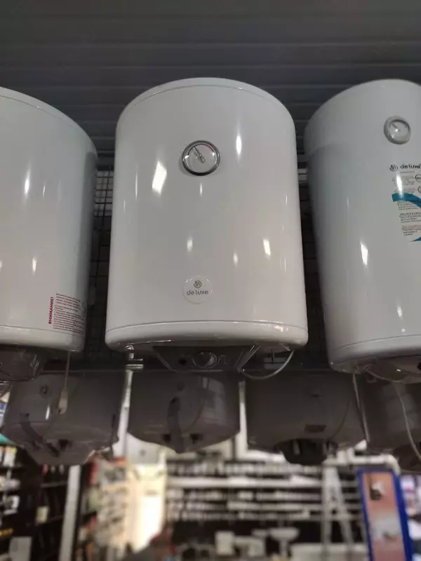 Накопительный электрический водонагреватель De Luxe EL Classic 50 л