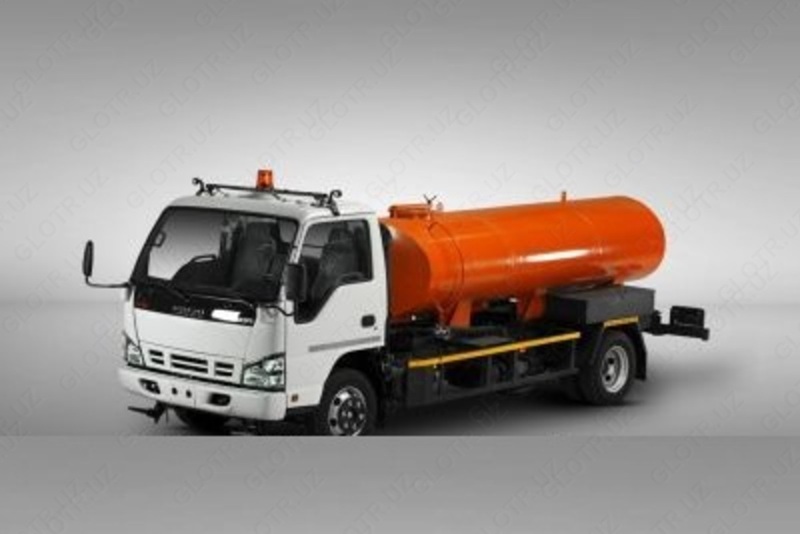 Поливомоечная машина на базе шасси ISUZU NQR 71PL