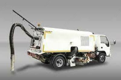 Вакуумная подметально-уборочная машина на базе шасси ISUZU NQR 71PL - Цена по запросу