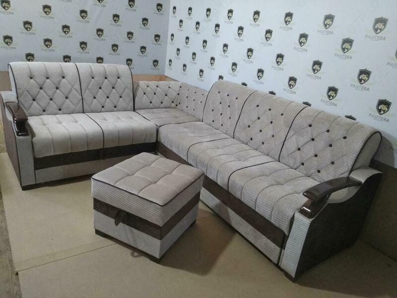 Stol bilan yumshoq burchak
