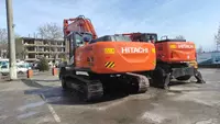 Гусеничный экскаватор Hitachi ZX240-5A. - 2 351 000 000 сум