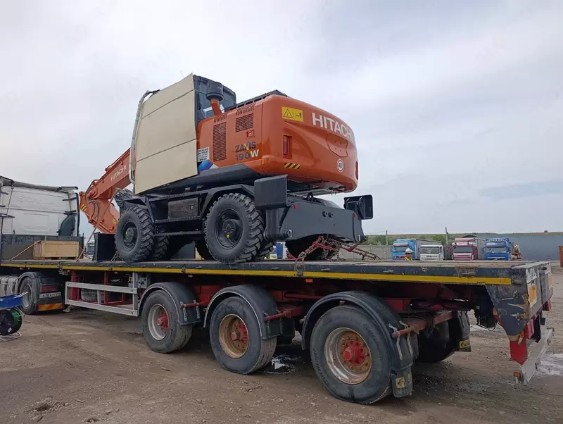 Экскаватор HITACHI ZX190W-5A