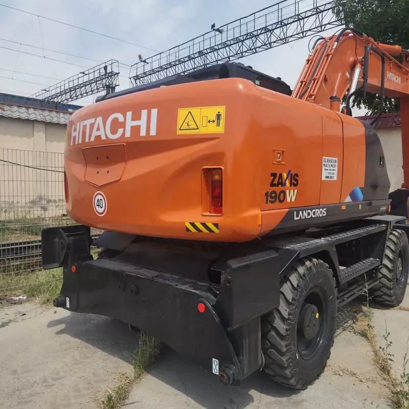 Экскаватор HITACHI ZX190W-5A