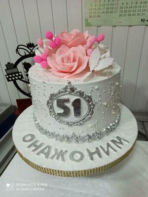 Именинный торт арт 001 - 180 000 сум / шт.