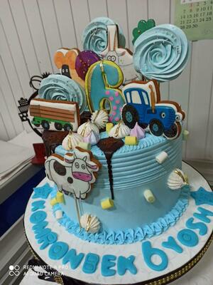 Именинный торт арт 009 - 150 000 сум / шт.