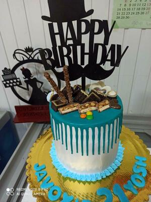 Именинный торт арт 027 - 150 000 сум / шт.