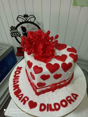 Именинный торт арт 030 - 150 000 сум / шт.