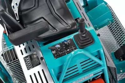 Бетоноотделочная машина