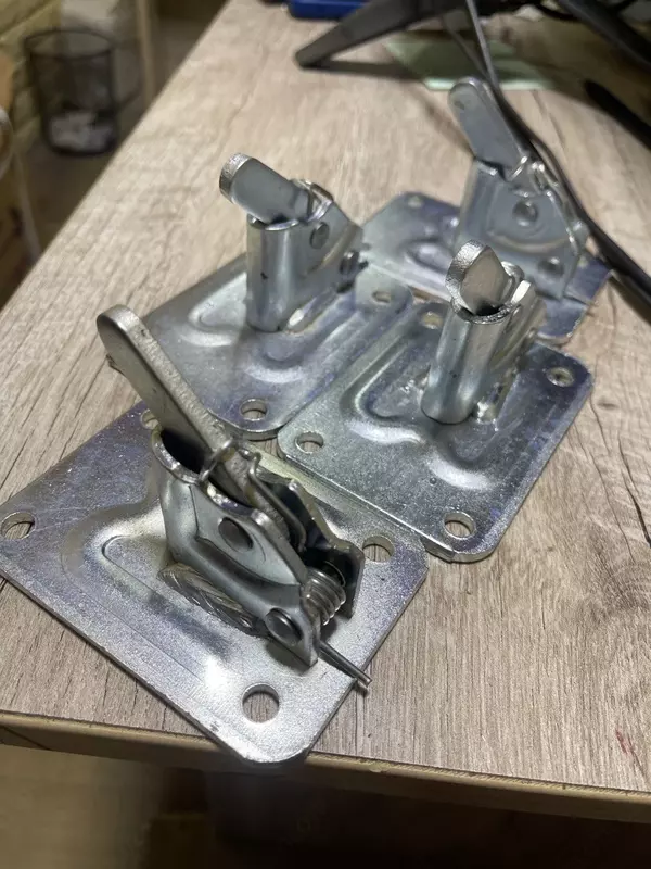 Чироз - Пружинние зажимы для опалубки - Kalip kilidi 4мм - 17 000 сум