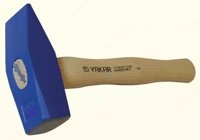 Молоток 1 кг Yakar