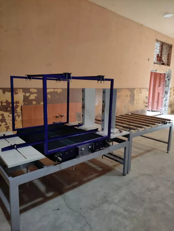 Станок для протяжки (армирования) пенопласта - от {0} сум