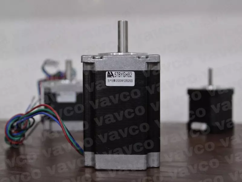 Шаговый двигатель NEMA23 (57BYGH82)