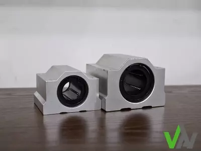 Линейные подшипники в корпусе SCS