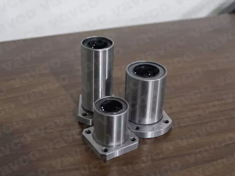 Цилиндрические подшипники на круглую направляющую.