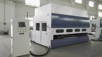 Автоматическая покрасочная камера для покраски дверей и фасадов - Цена по запросу