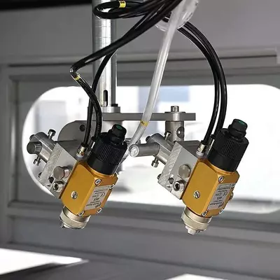 Автоматический интеллектуальный покрасочный станок для мебельных деталей Автоматический интеллектуальный покрасочный станок для мебельных деталей