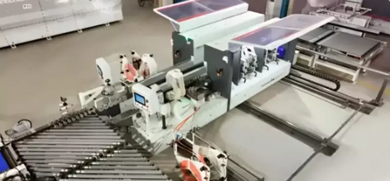 Двухсторонний автоматический кромкооблицовочный станок HUAHUA 2506