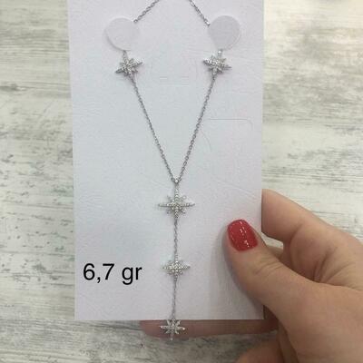 "Yulduzlar" marjonlarni bilan italiyalik zanjir