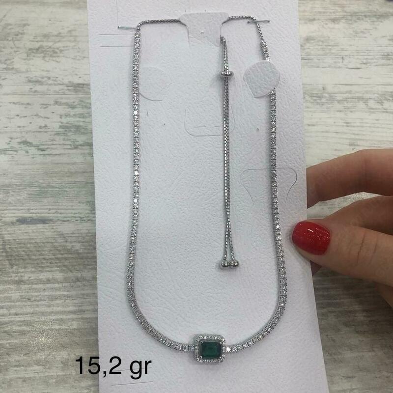 Итальянская цепочка с подвеской из зеленого камня