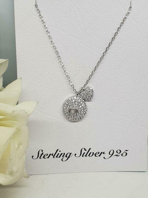 Серебряная цепочка с подвеской