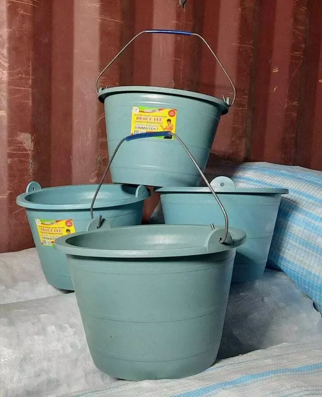 12 000 сум Пластиковое строительное ведро со съемной ручкой (Синее)