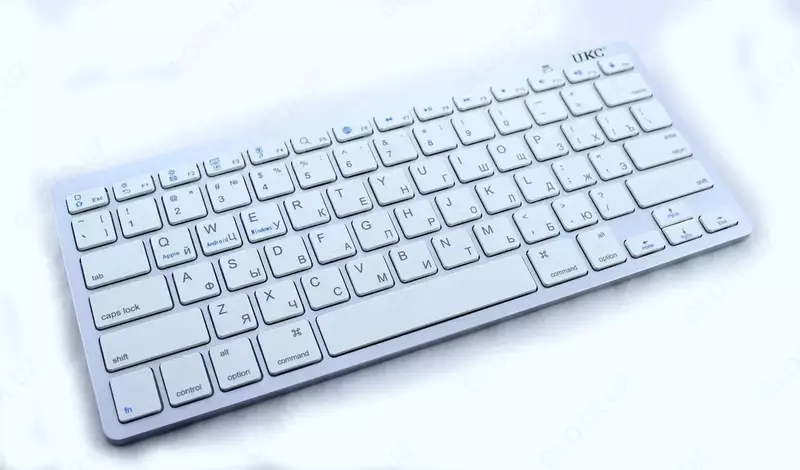 Беспроводная Bluetooth клавиатура