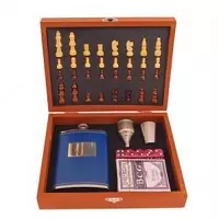 "Шахматы" с фляжкой - 300 000 сум