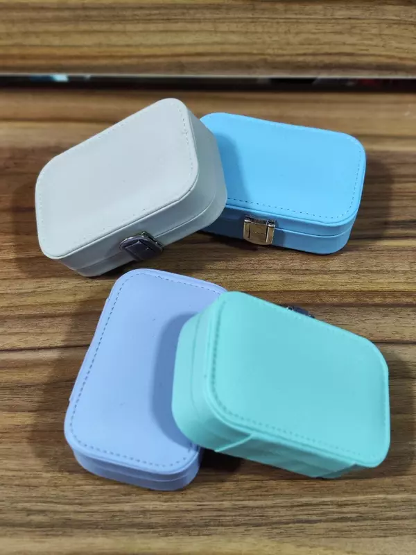 Шкатулка дорожная для украшений