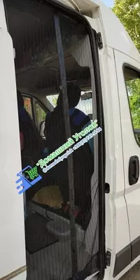 Москитная шторка на дверь высота 210х ширина 100 см (по 50 см на створку). Только в розницу