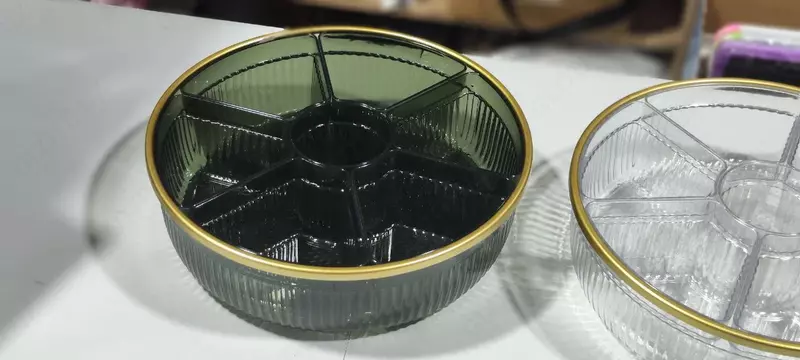 Блюдо на подставке в ассортименте. материал акрил. качество огонь. для фруктов сладостей и т.д. цены от 70 000 и выше "Domashniy ugolok" XK