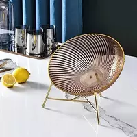 Блюдо на подставке в ассортименте. материал акрил. качество огонь. для фруктов сладостей и т.д. цены от 70 000 и выше Uy uchun boshqa turdagi mahsulotlar