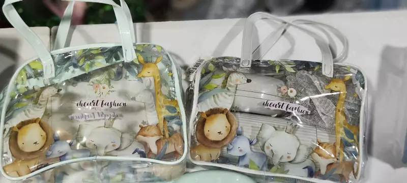 Набор банный дорожный "Traveler" это идеальное решение для тех кто любит комфортно путешествовать или для занятий в бассейне