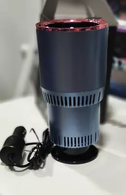 Держатель для кружки с функцией подогрева и охлаждения