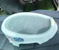 Лежак для купания и кормления младенцев