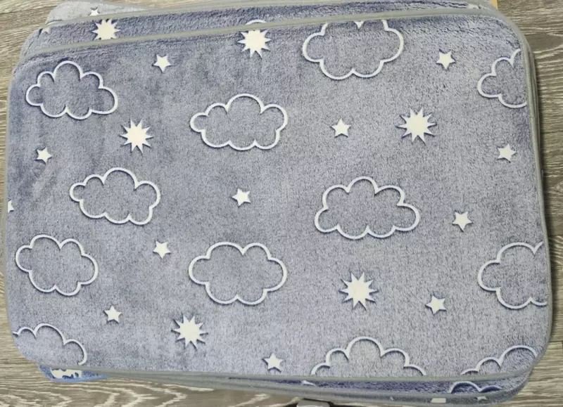 Коврик для ванной светящийся в темноте «Светящиеся фигуры», 50×80 см,