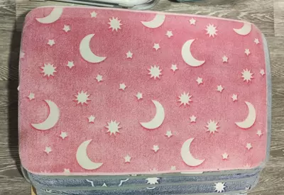 Коврик для ванной светящийся в темноте «Светящиеся фигуры», 50×80 см,