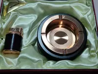  Пепельница и зажигалка - 