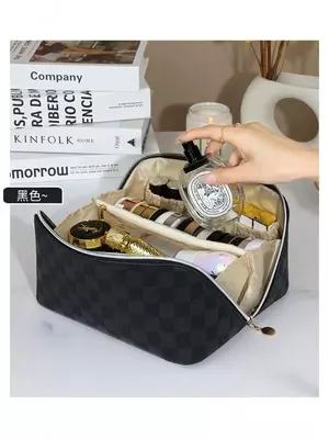 Косметичка дорожная-бьюти-кейс - 110 000 сум / шт.