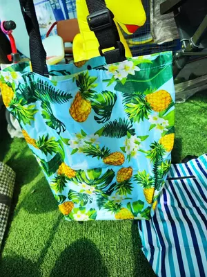 Сумка на колесах хозяйственная