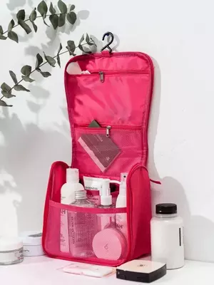 Косметичка дорожная подвесная для хранения и организации косметики Mior. Прекрасный вариант для повседневного использования. Органайзер позволяет удобно разместить всю косметику по отделам, чтобы Вы с