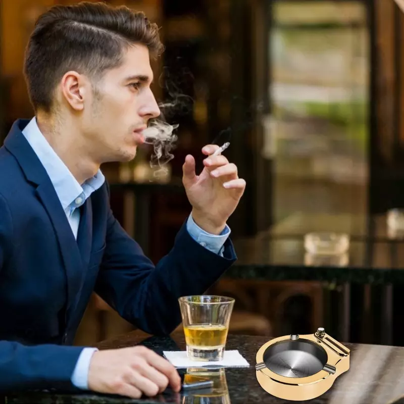  Портативная пепельница в стиле ретро   Пепельница с вечной спичкой отличный подарок. Аксессуар для курения выполнен из нержавеющей стали  благодаря этому металлическая пепельница долговечна  - Домашний Уголок