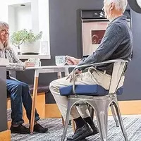 Подушки изготовлены из пенополиуретана