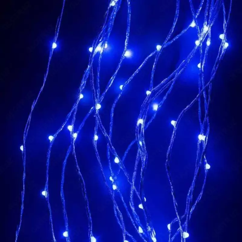 Светодиодная гирлянда Конский хвост Роса на елку 200 LED 10 нитей 2м т ✨ Гирлянда Конский хвост Роса на елку с 200 LED лампами на 10 нитях, каждая из которых длиной в 2 метр, создана для ваших праздни