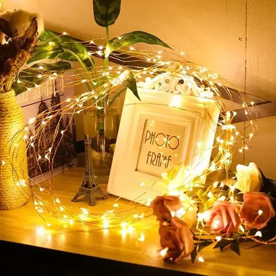 Светодиодная гирлянда Конский хвост Роса на елку 200 LED 10 нитей 2м т ✨ Гирлянда Конский хвост Роса на елку с 200 LED лампами на 10 нитях, каждая из которых длиной в 2 метр, создана для ваших праздни