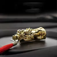  Domashniy ugolok XK - Зажигалка-брелок со спичками.